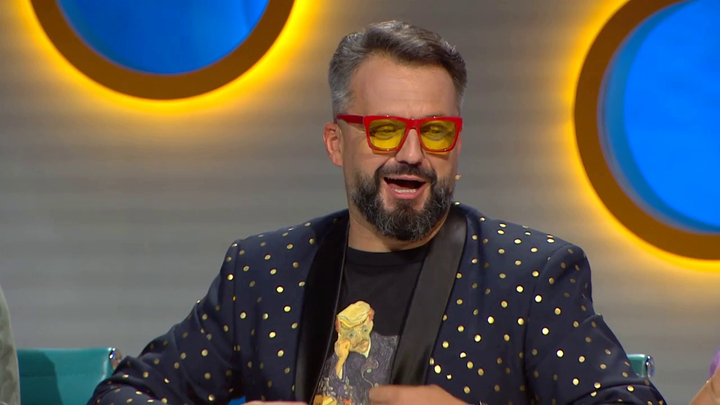 INKO - Ceky v bodkovanom saku